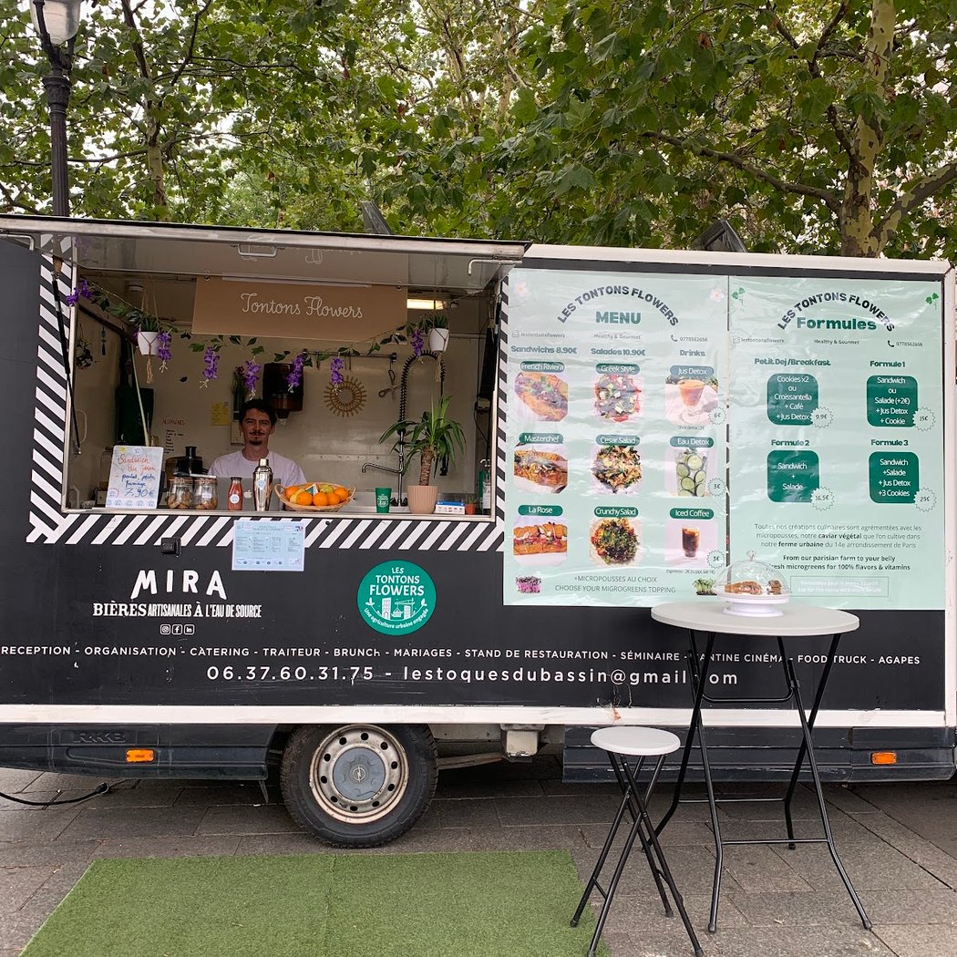 Les Tontons Flowers Food Truck 3